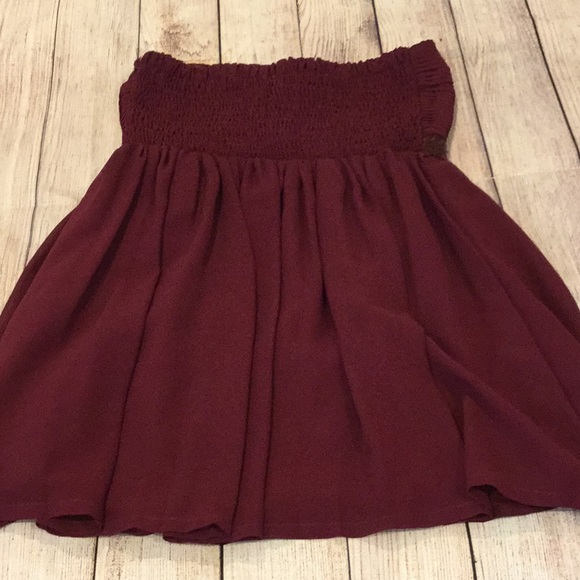 Elegant wine sequIn strapless fit and flare mini dress size small. - Picture 4 of 5